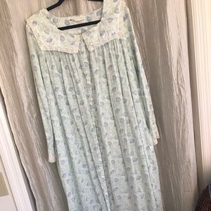 Eileen West cotton robe.